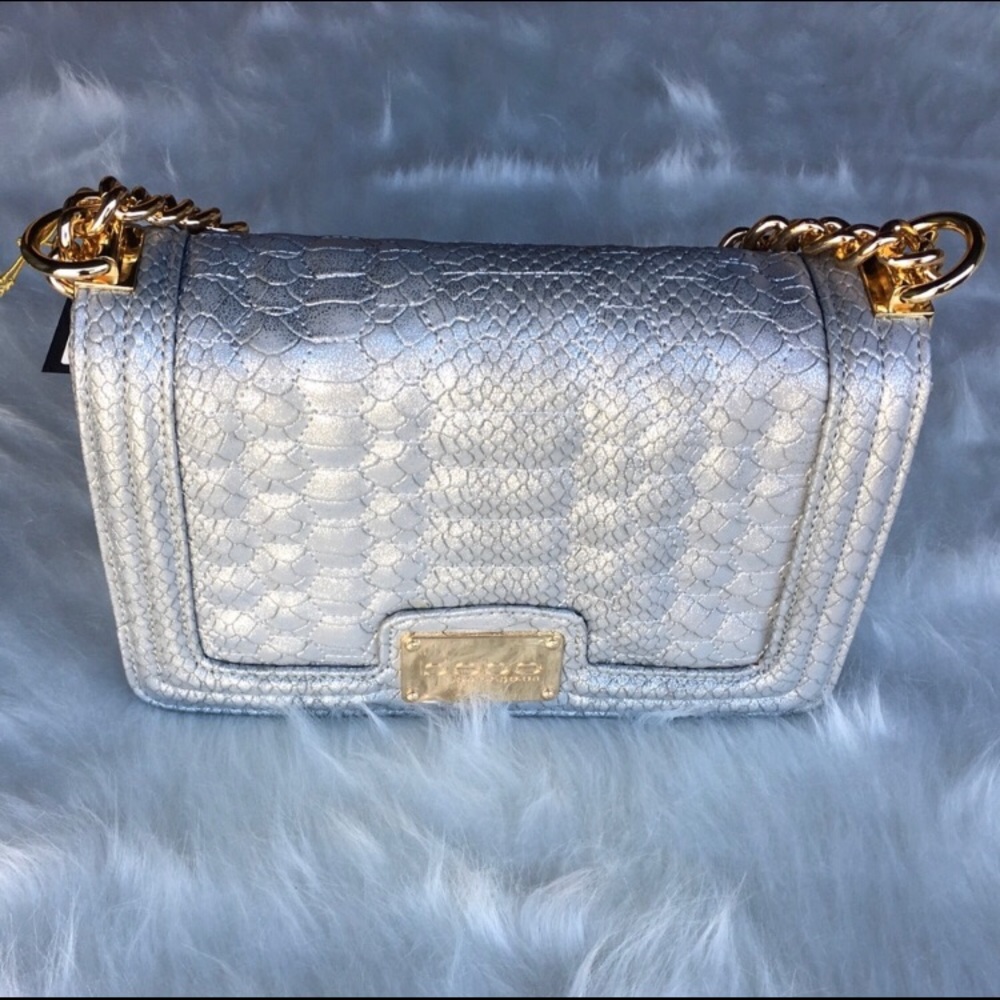BEBE GILLIAN SILVER CROSSBODY BAG CROCODILE EMBOSSED FAUX LEATHER PURSE NWT